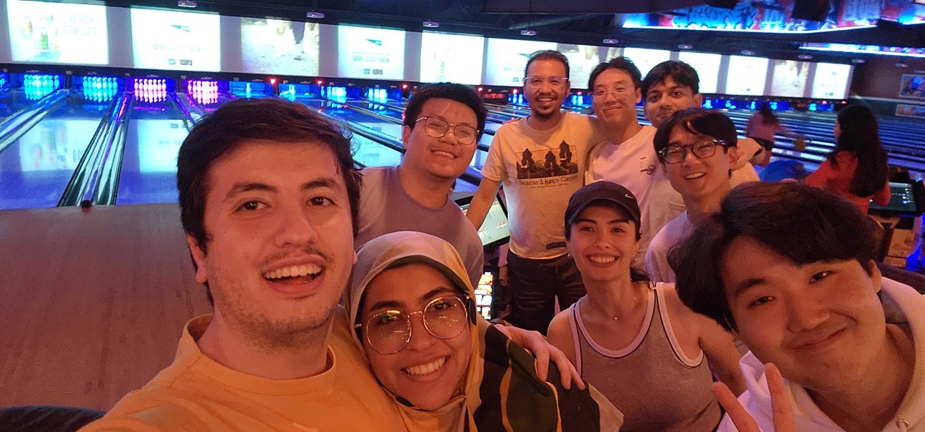 USC FoRT-ML group during a bowling night